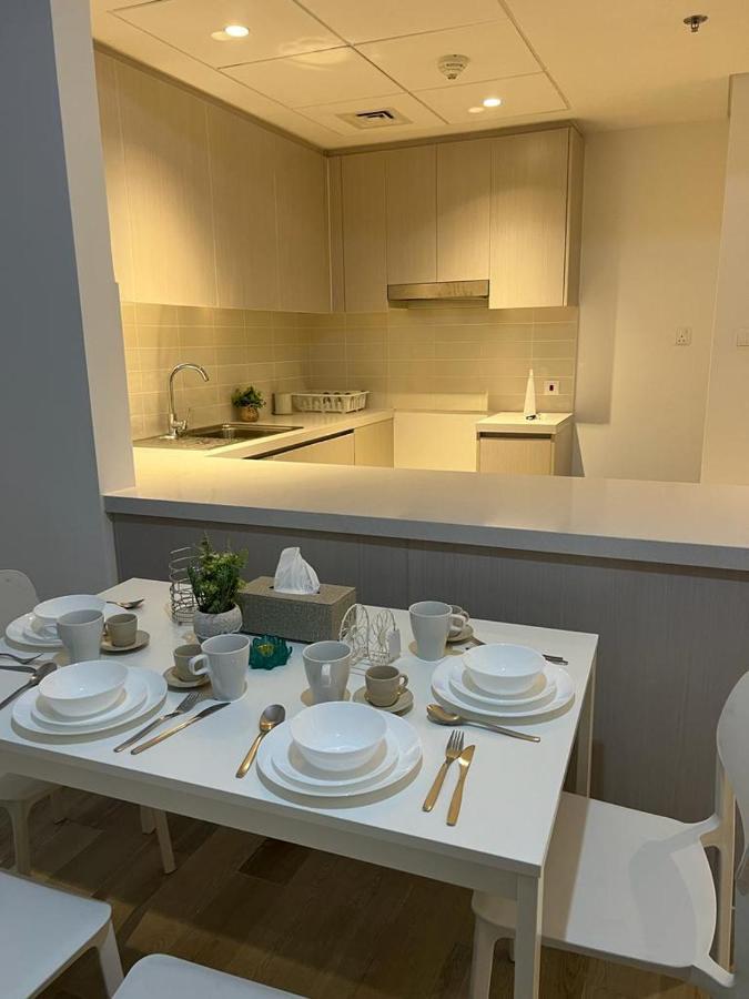 Next To Yas Island'S Gems - Canal+Pool View Apartment Abu Dhabi Exterior photo