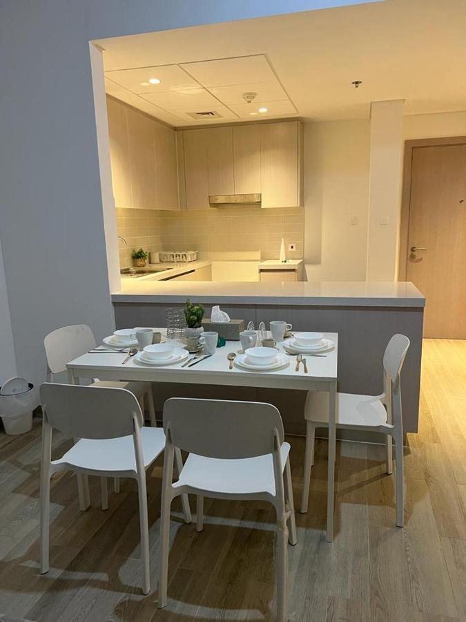 Next To Yas Island'S Gems - Canal+Pool View Apartment Abu Dhabi Exterior photo